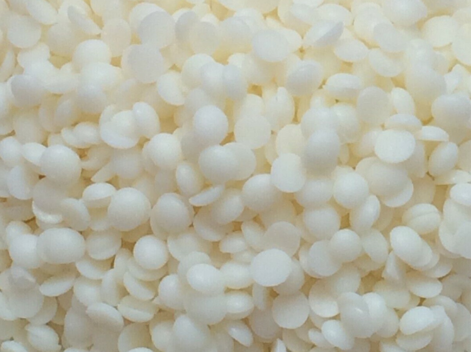 KOKOSOVÝ vosk na výrobu svíček Kerax COCONUT PILLAR - 2500g