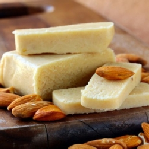 Marzipan & Almond - vonný olej na výrobu svíček